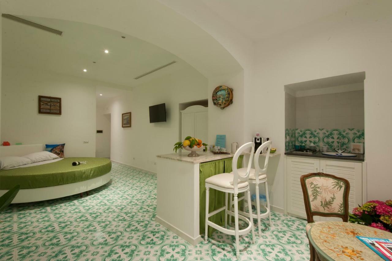 Surriento Suites Sorrento Exterior photo